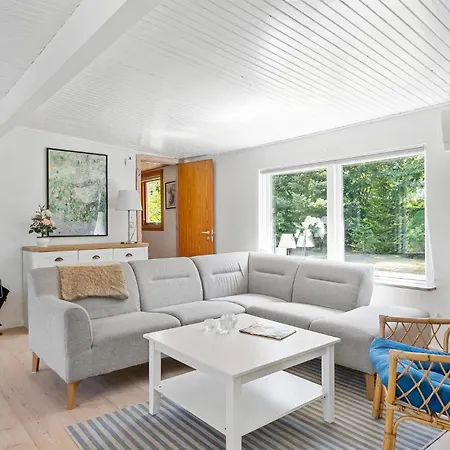 3 Bedroom In Vaeggerlose